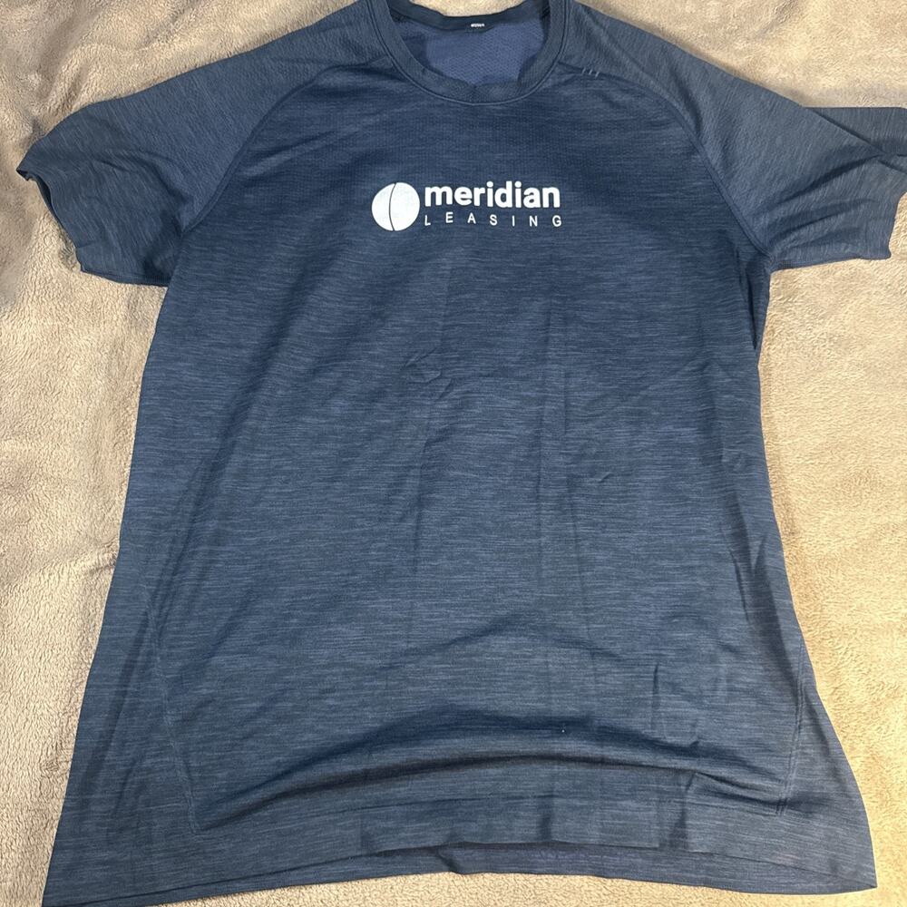 Lululemon Men's Short Sleeve Metal Vent Tech Shirt Size Medium